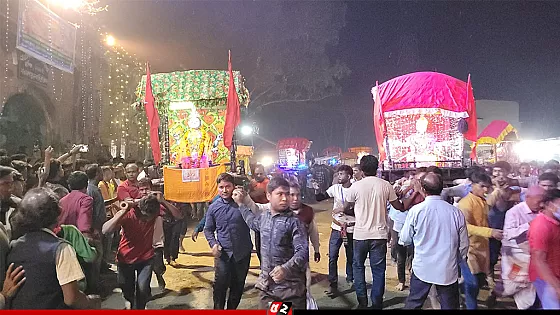 দোল উৎসব উপলক্ষ্যে কুড়িগ্রামে ৩শ বছরের পুরনো মেলা অনুষ্ঠিত