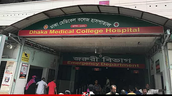 রাজধানীতে ট্রাকের ধাক্কায় দুই ব্যবসায়ী নিহত