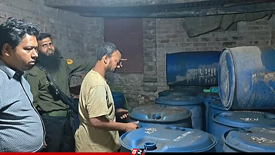 দেড় হাজার লিটার জ্বালানি তেল মজুদ, ব্যবসায়ীকে জরিমানা