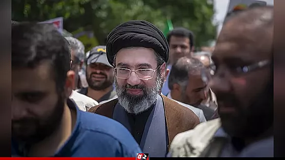 হরমুজ প্রণালি বন্ধই থাকবে : মোজতবা খামেনি