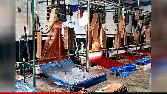 এবারের ঈদে শতবর্ষী বেনারসী পল্লীতে নেই কর্ম চাঞ্চল্যতা 