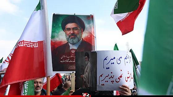 মস্কোতে চিকিৎসাধীন খামেনি, দাবি কুয়েতি গণমাধ্যমের