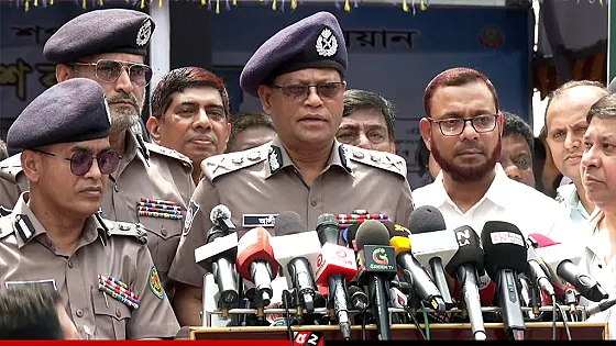 ঈদযাত্রায় অতিরিক্ত ভাড়া নিলে ব্যবস্থা নেবে পুলিশ: আইজিপি