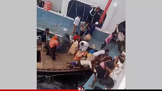 ঢাকার সদরঘাটে দুই লঞ্চের সংঘর্ষে নিহত ১, নিখোঁজ ২