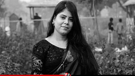 রাজধানীতে ছিনতাইকারীর হ্যাঁচকা টানে রিকশা থেকে পড়ে গৃহবধূর মৃত্যু