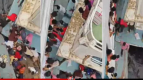 দুই লঞ্চের সংঘর্ষে যাত্রী নিহতের ঘটনায় গ্রেপ্তার ৫