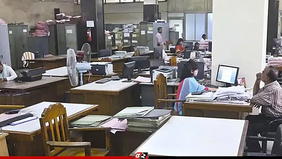 ঈদের ছুটি শেষে আজ খুলছে অফিস-আদালত