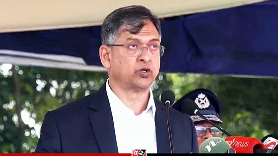 পুলিশের পুরোনো পোশাক ফেরাতে কাজ করছে সরকার: স্বরাষ্ট্রমন্ত্রী