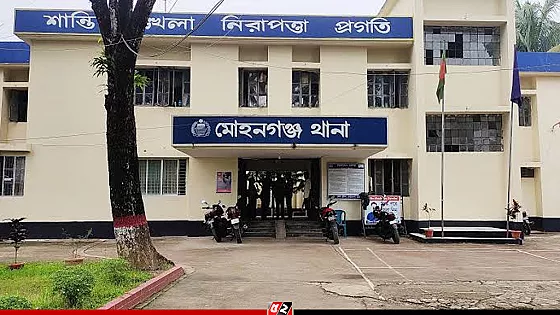 প্রতিবেশীর ঘর থেকে শিশুর গলাকাটা লাশ উদ্ধার 