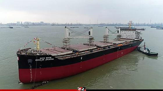 বাংলাদেশের ৬টি জাহাজকে হরমুজ প্রণালি অতিক্রমের অনুমোদন দিলো ইরান