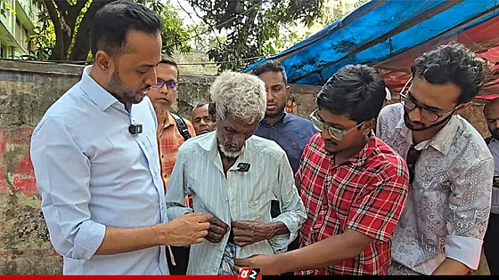 সেই নাঈমুদ্দিনের পাশে প্রধানমন্ত্রী