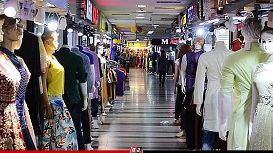 দোকান-শপিংমল রাত ৮টায় বন্ধের খবর সঠিক নয় : দোকান মালিক সমিতি