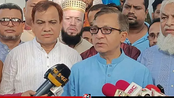 পাম্পে তেল ও সুইচ টিপলে বিদ্যুৎ পাচ্ছেন, তাহলে সমস্যা কোথায় : বাণিজ্যমন্ত্রী