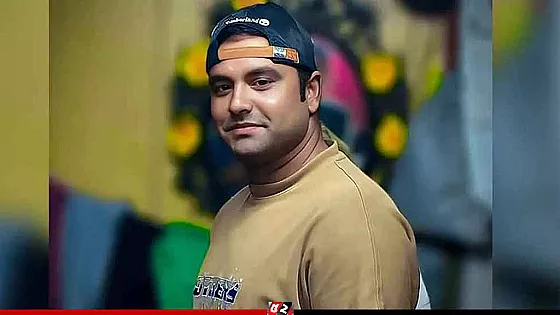 দেশে পৌঁছেছে ক্ষেপণাস্ত্র হামলায় নিহত প্রবাসী মামুনের মরদেহ   