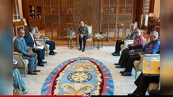 বাংলাদেশের জন্য শ্রমবাজার খুলতে রাজি মালয়েশিয়া