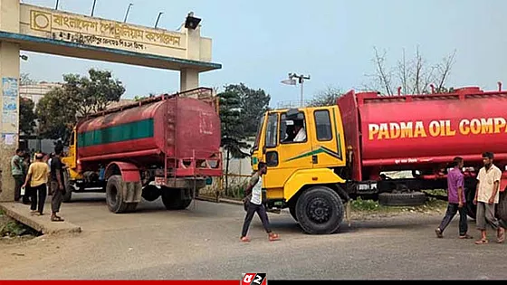 ভারত থেকে এলো আরও ৮ হাজার মেট্রিক টন ডিজেল 