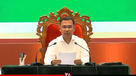 সশস্ত্র বাহিনী কোনো ব্যক্তি বা দলের সম্পদ নয়: প্রধানমন্ত্রী