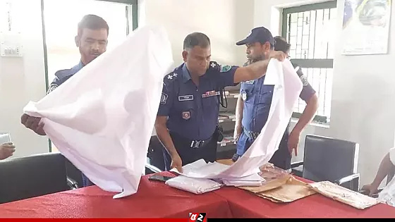 দুই কলেজ শিক্ষকের কাছে কাফনের কাপড় প্রেরণ, তদন্তে পুলিশ