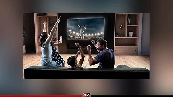 আইপিএল–পিএসএল দ্বৈরথে জমজমাট সন্ধ্যা, গভীর রাতে প্রিমিয়ার লিগের লড়াই