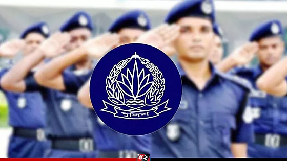 বাধ্যতামূলক অবসরে পুলিশের ঊর্ধ্বতন ১৩ কর্মকর্তা