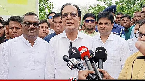 হাওরে বন্যায় ক্ষতিগ্রস্ত কৃষকদের জন্য বিশেষ কার্ড: ত্রাণমন্ত্রী