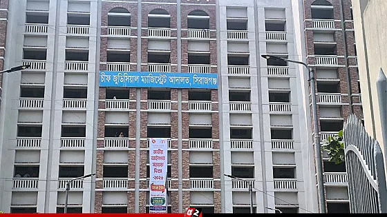 দুই হত্যা মামলায় শেখ হাসিনা- কাদেরসহ ২৬২ জনের বিরুদ্ধে গ্রেপ্তারি পরোয়ানা