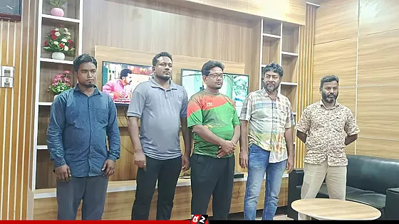 মাদক ব্যবসায়ীকে ছাড়িয়ে নিতে থানায় এসে আটক জামায়াত-বিএনপির ৫ নেতা