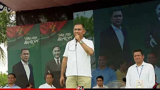 কুমিল্লায় পথসভায় প্রধানমন্ত্রী