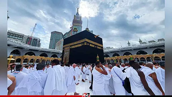 ওমরাহ ভিসা চালুর তারিখ জানাল সৌদি আরব