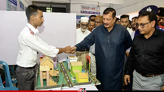 বিদেশে উচ্চ শিক্ষা শেষে স্থায়ী না হওয়ার আহ্বান ভূমিমন্ত্রীর