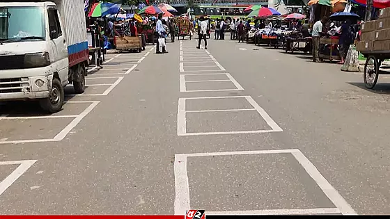 ফুটপাতে হকারদের জায়গা বরাদ্দ কেন অবৈধ ঘোষণা হবে না: হাইকোর্টের রুল