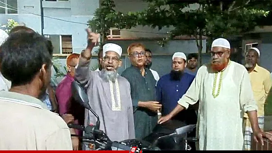 আওয়ামীলীগ কর্মীদের হামলায় জামায়াত নেতা  আহত