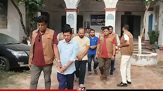 আদালত থেকে মামলার নথি চুরি, গ্রেপ্তার ৪