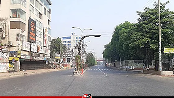 ছুটির আমেজে ফাঁকা রাজধানী,সড়কে নেই চিরচেনা ব্যস্ততা