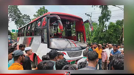 গোপালগঞ্জে বাস-মোটরসাইকেল সংঘর্ষে শিশুসহ নিহত ৫ 