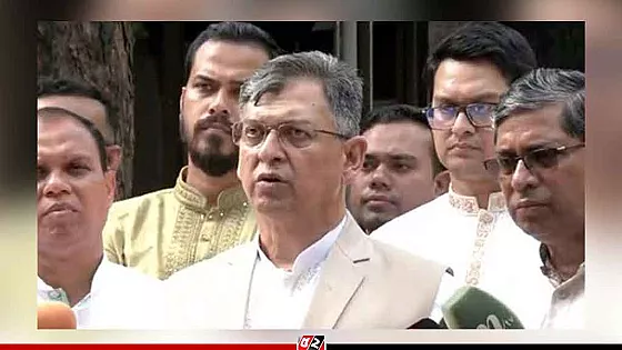 সবাইকে সঙ্গে নিয়ে উন্নয়নের পথে এগোতে চান সরকার: স্বরাষ্ট্রমন্ত্রী