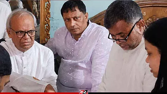ঈদের দিনে নিহত রামিসার বাড়িতে বিএনপি নেতারা
