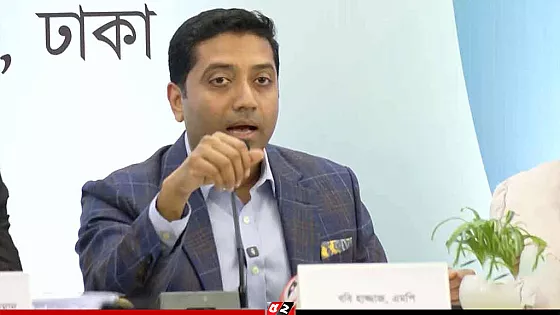 ঢাবি নিয়ে বিতর্কিত মন্তব্য, হাজ্জাজকে ক্যাম্পাসে অবাঞ্ছিত ঘোষণা