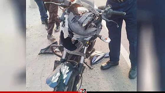 নাটোরে ট্রাকচাপায় মোটরসাইকেলের ২ আরোহী নিহত  