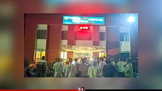 থানার ভেতরেই স্বেচ্ছাসেবক দল নেতাকে মারধোর 