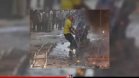 বাথরুমে একে অপরকে জড়িয়ে যুগলের মৃত্যু