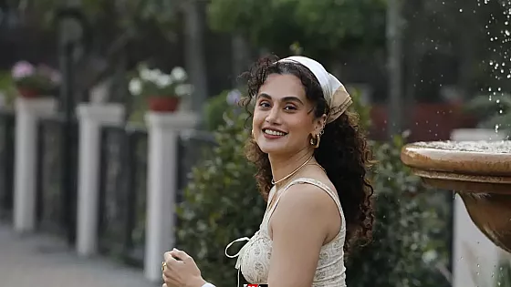 নারীদের বয়স নিয়ে বৈষম্যের অভিযোগ তাপসীর