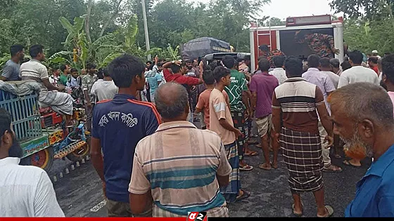 ট্রাক-অটোরিকশা সংঘর্ষে নিহত ২, আহত ৪