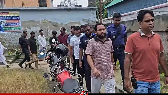 এসএসসি পরীক্ষাকেন্দ্রে এনসিপি নেতাকে পিটুনি
