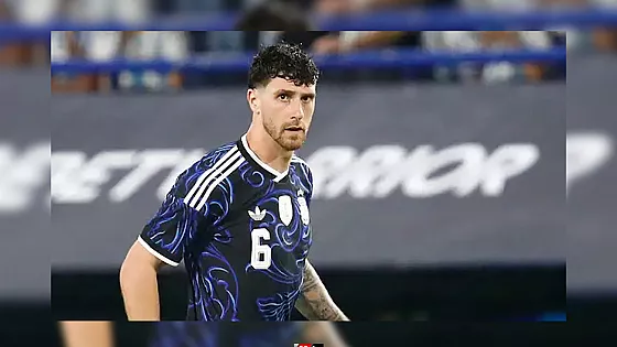 বালের্দির বদলি হিসেবে আর্জেন্টিনা দলে সেনেসি