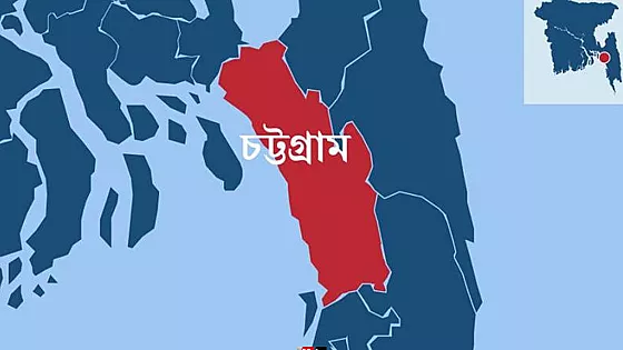 চট্টগ্রামে ঘরে ঢুকে মা-মেয়েকে কুপিয়ে হত্যা, শিশু গুরুতর আহত  