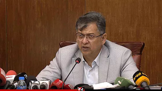 মোহাম্মদপুরে আইনশৃঙ্খলা নিয়ে কঠোর বার্তা দিলেন স্বরাষ্ট্রমন্ত্রী
