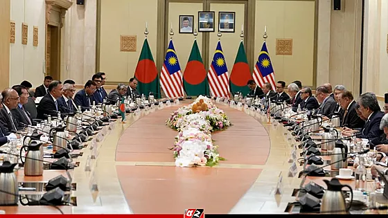 আনোয়ার ইব্রাহিমের সাথে একান্ত বৈঠকে প্রধানমন্ত্রী