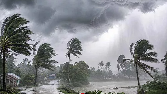 ১৫ জেলায় বজ্রবৃষ্টির আভাস, নদীবন্দরগুলোকে ১ নম্বর সতর্ক সংকেত   