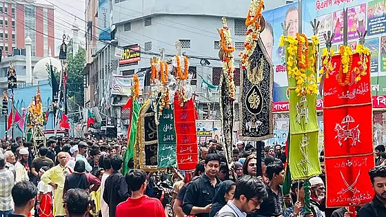 রাজধানীতে শুরু হয়েছে তাজিয়া মিছিল    